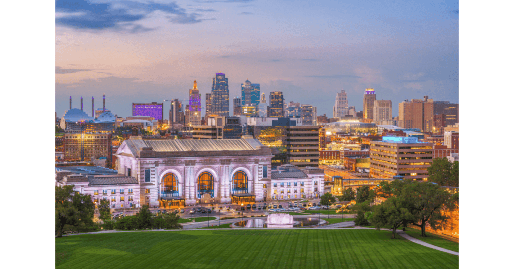 A view of the Kansas City skyline at sunset makes for one of the best date ideas in Kansas City